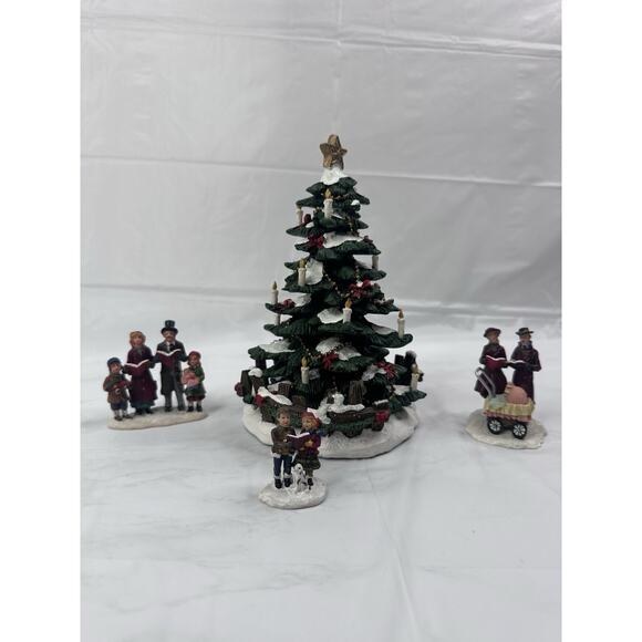 St Nicholas Square Village Collection Caroling Around the Tree Complete - Picture 1 of 9